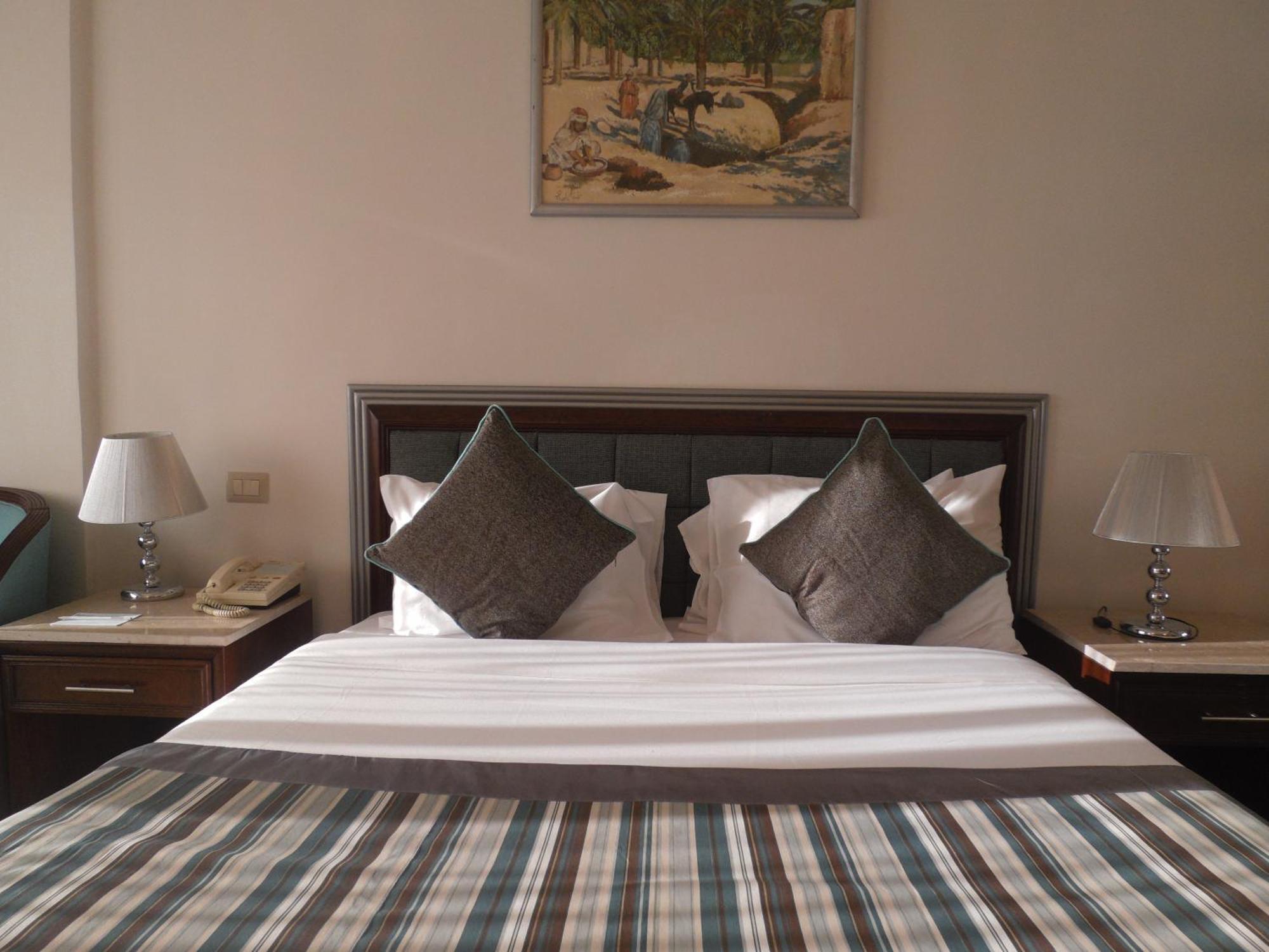 보그 엘 아랍 비치 호텔 보르그 엘 아랍 외부 사진 A bedroom at the hotel