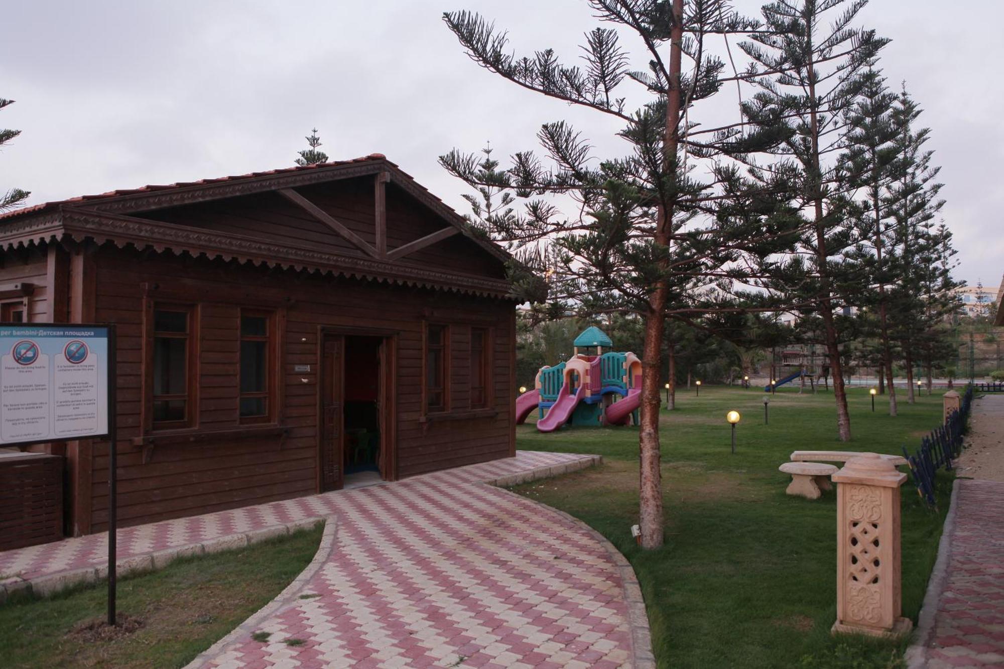 보그 엘 아랍 비치 호텔 보르그 엘 아랍 외부 사진 The park