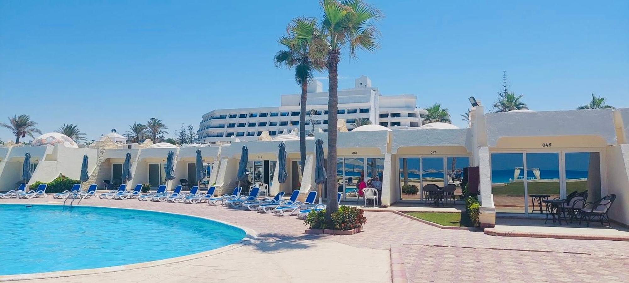 보그 엘 아랍 비치 호텔 보르그 엘 아랍 외부 사진 The Narenje Hotel